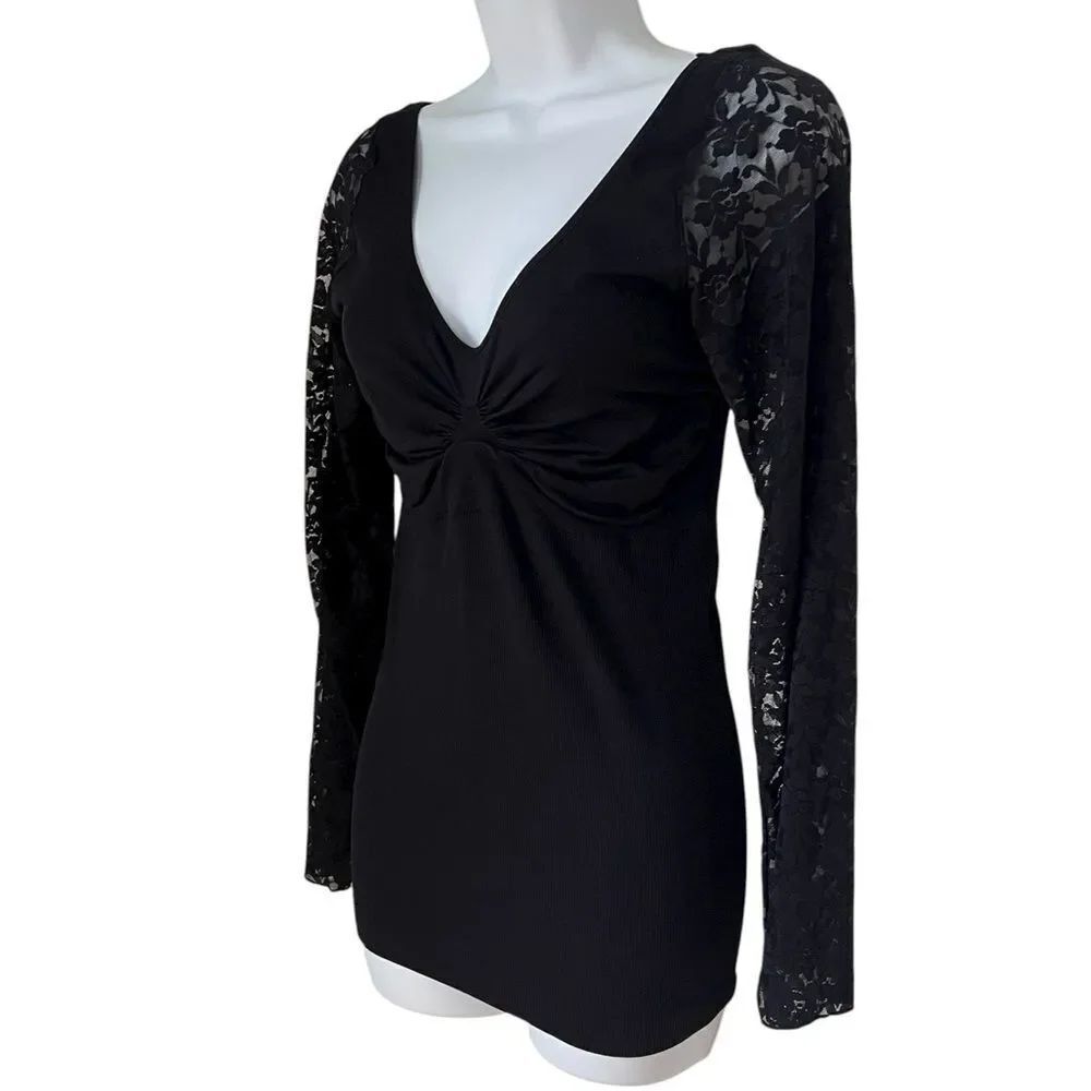 Shear Shapewear Black Lace Sleeve Top Sz 2X